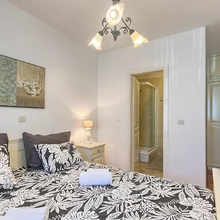 Casa vacanze Mit Privatpool Fuer 6 Personen Ca 110 Qm In Rovinj, Istrien Istrische Riviera Rovigno